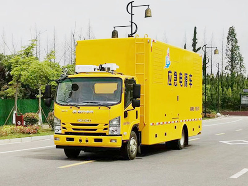 五十铃150KW应急电源车