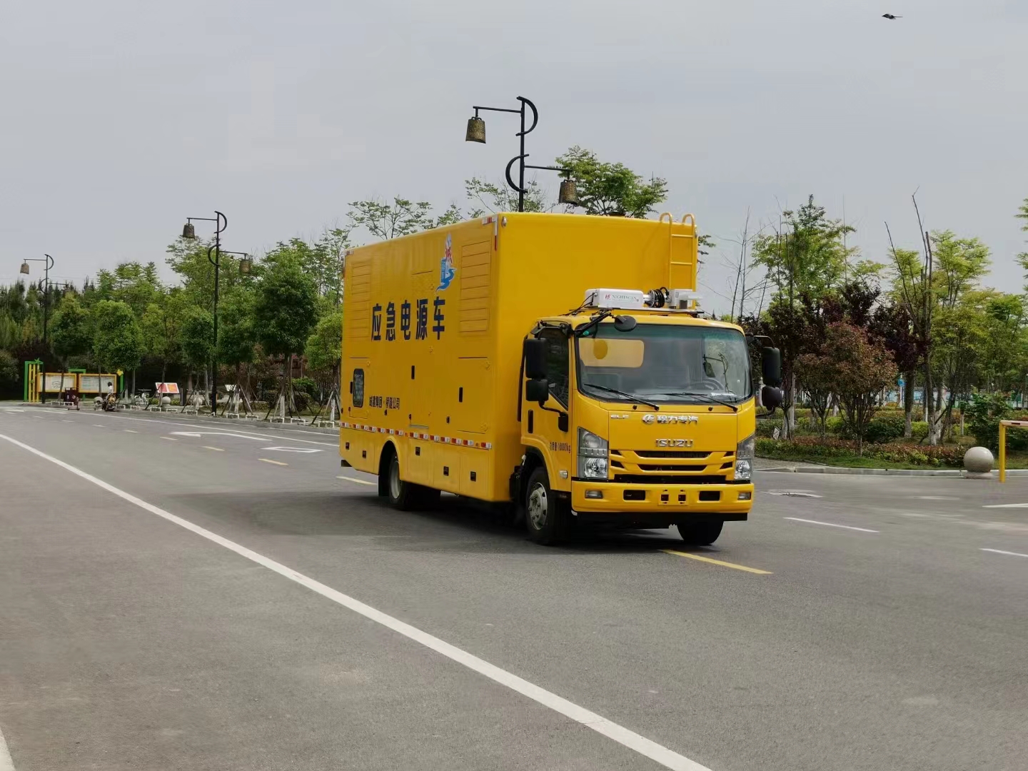 五十铃150KW应急电源车