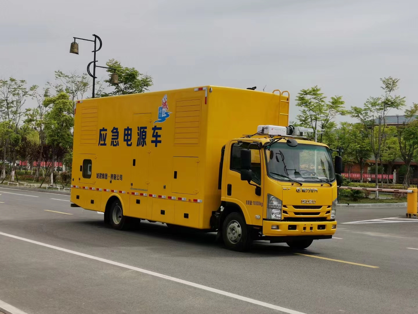 五十铃150KW应急电源车
