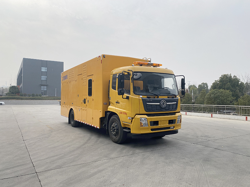 东风天锦3000方排水车（休息室）