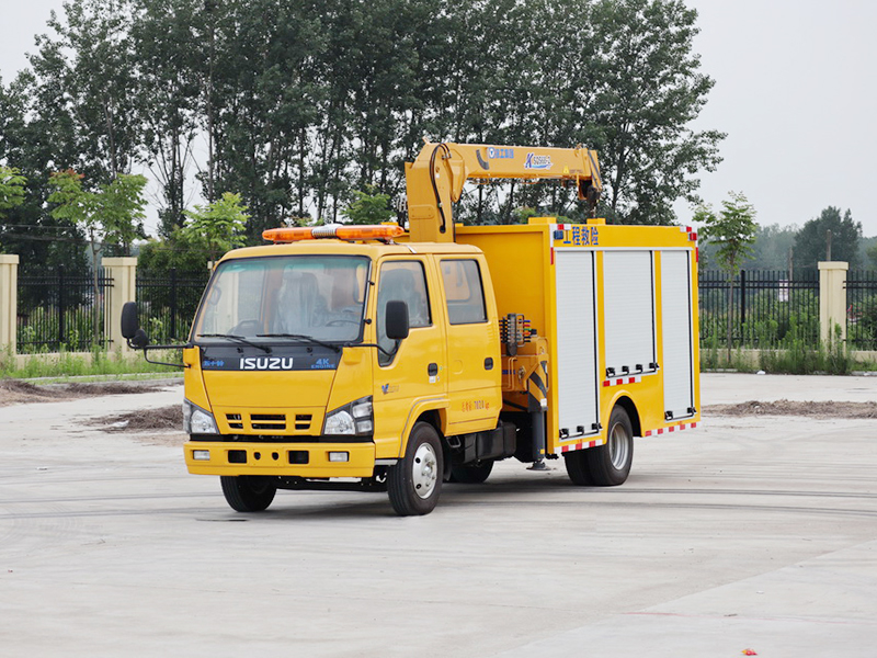 五十铃带吊工程救险车