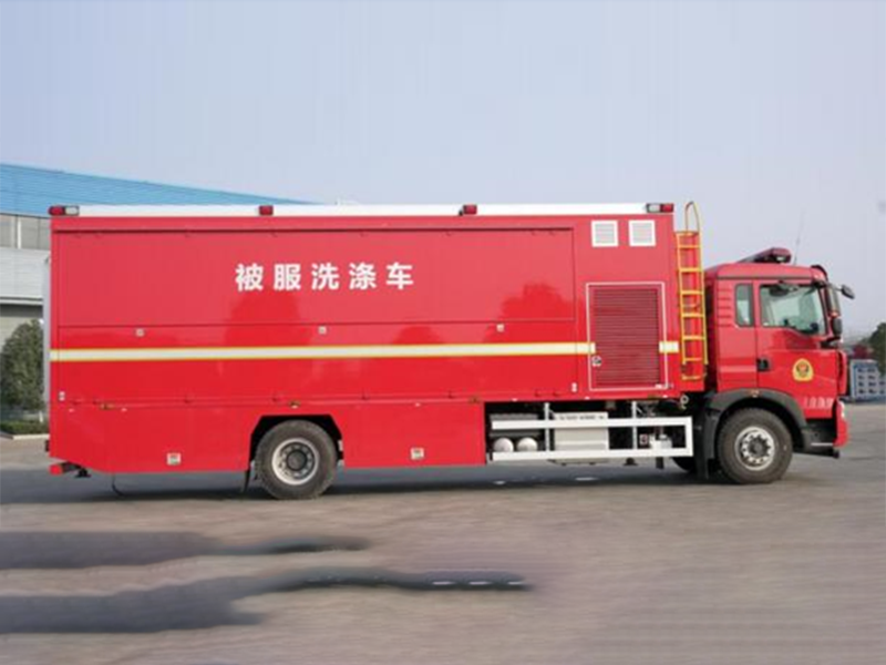 豪沃被服洗涤车
